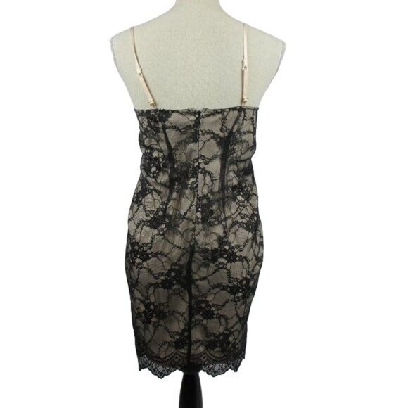 Victoria's Secret Moda International Flirty Lace Slip Dress Size 2 NEW - Picture 6 of 9